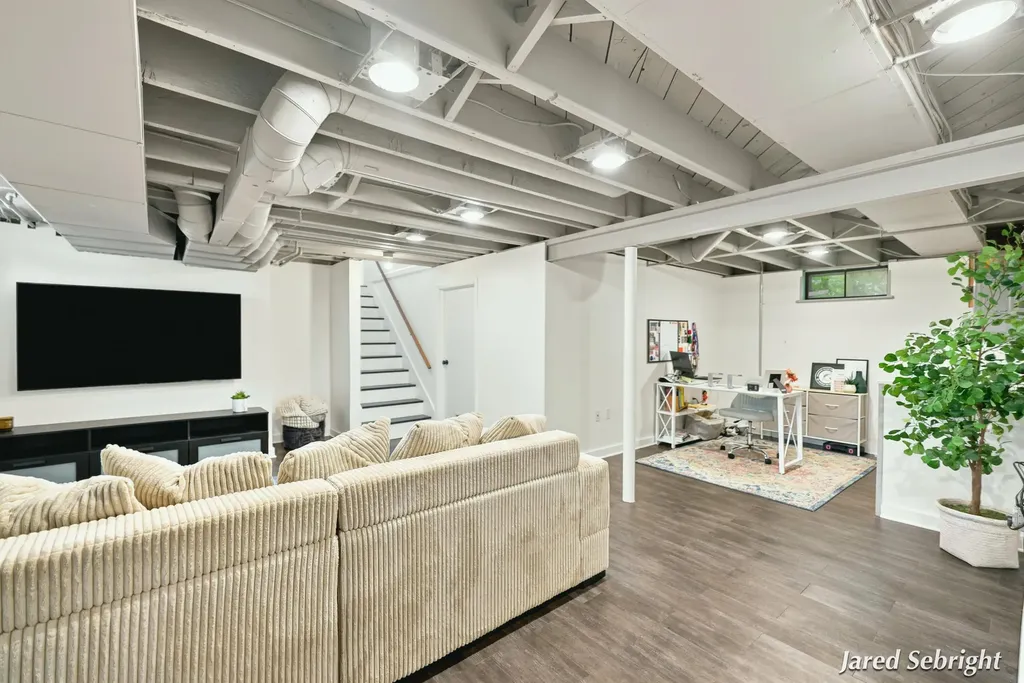 1171 5th Street NW Grand Rapids City MI 49504