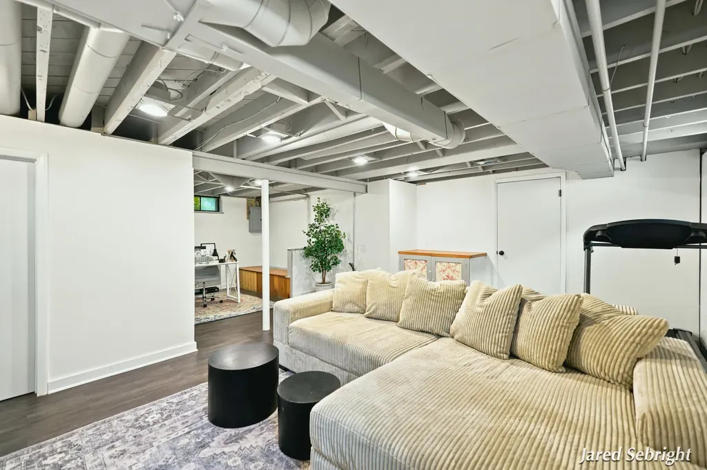 1171 5th Street NW Grand Rapids City MI 49504