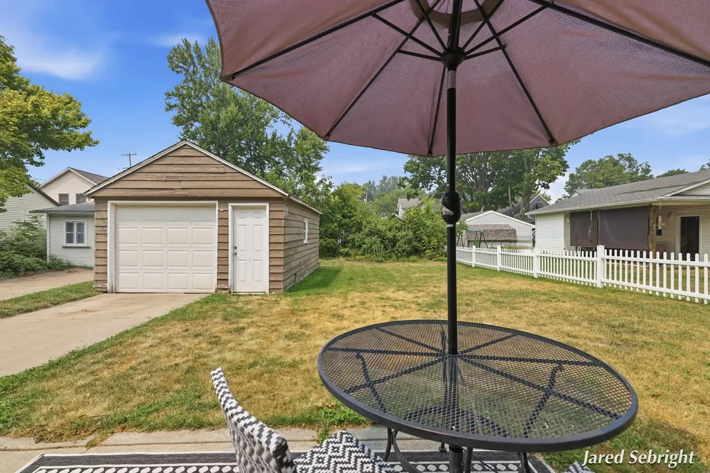 1171 5th Street NW Grand Rapids City MI 49504
