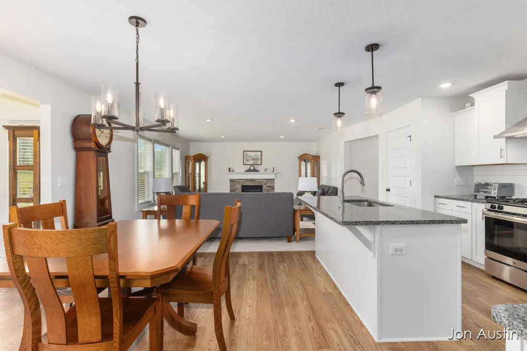 2929 E Morgan Trail NE Algoma Township MI 49341