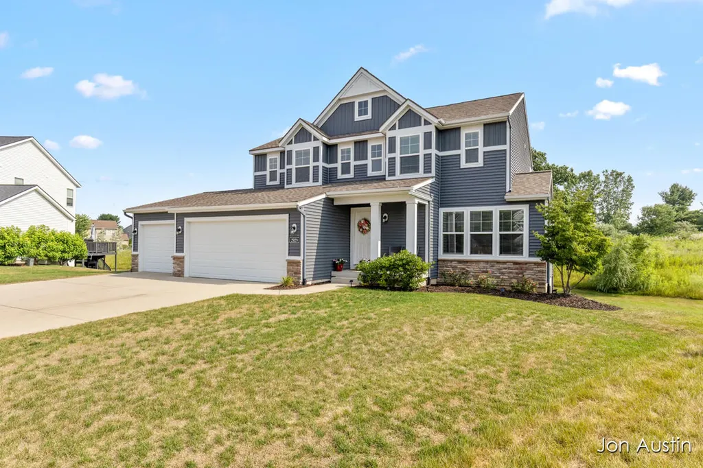 2929 E Morgan Trail NE Algoma Township MI 49341