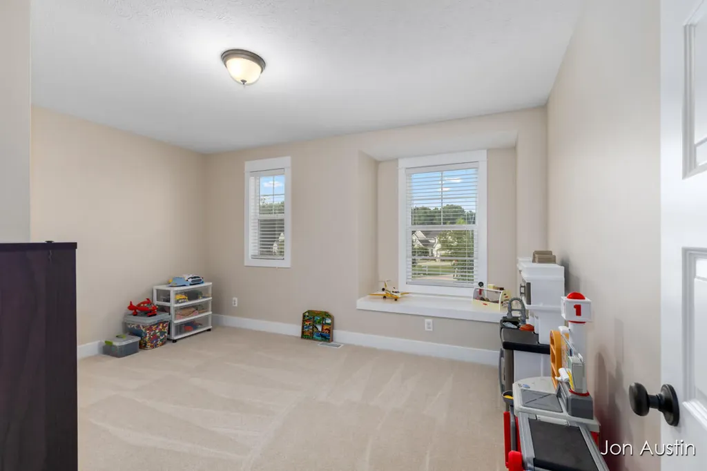 2929 E Morgan Trail NE Algoma Township MI 49341