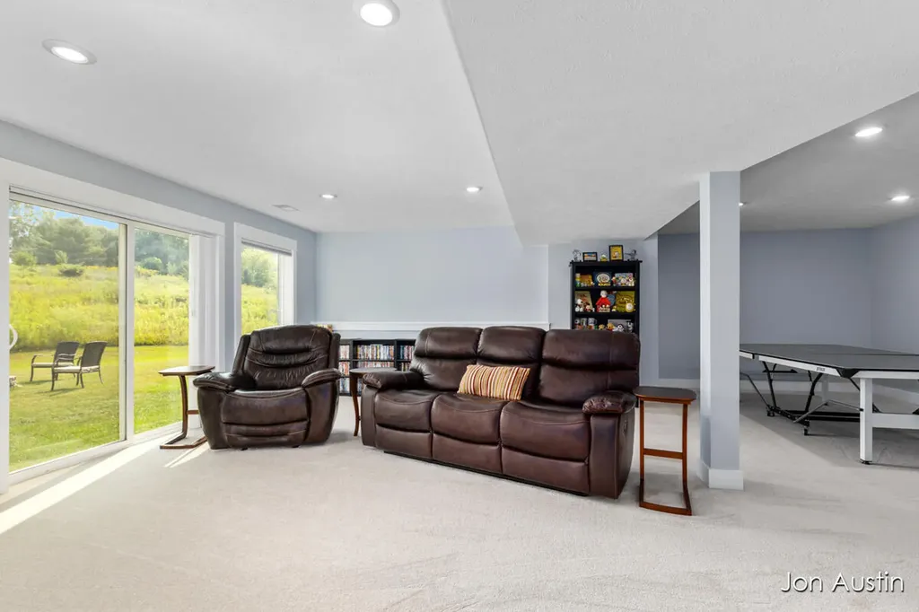 2929 E Morgan Trail NE Algoma Township MI 49341
