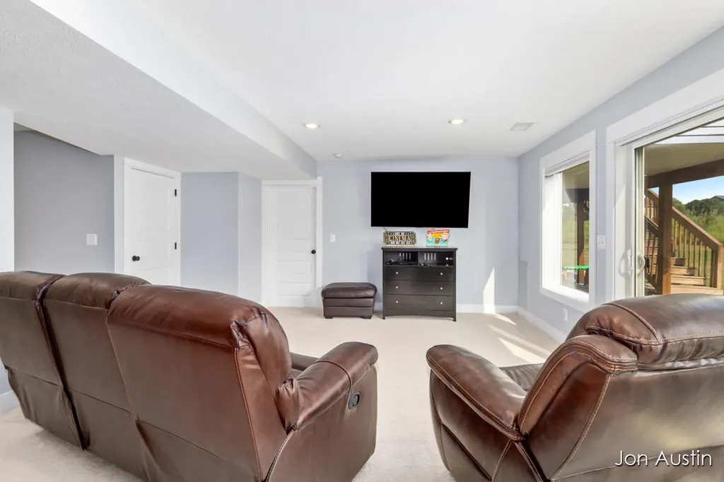 2929 E Morgan Trail NE Algoma Township MI 49341