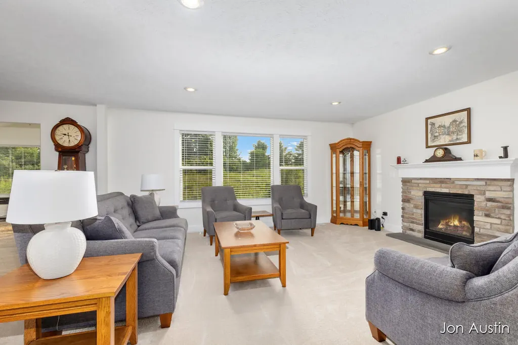 2929 E Morgan Trail NE Algoma Township MI 49341