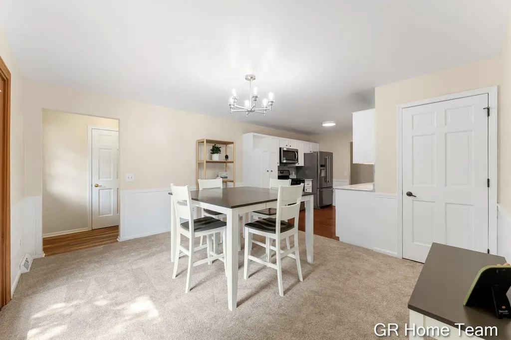 4542 Terry Drive SE Kentwood City MI 49512
