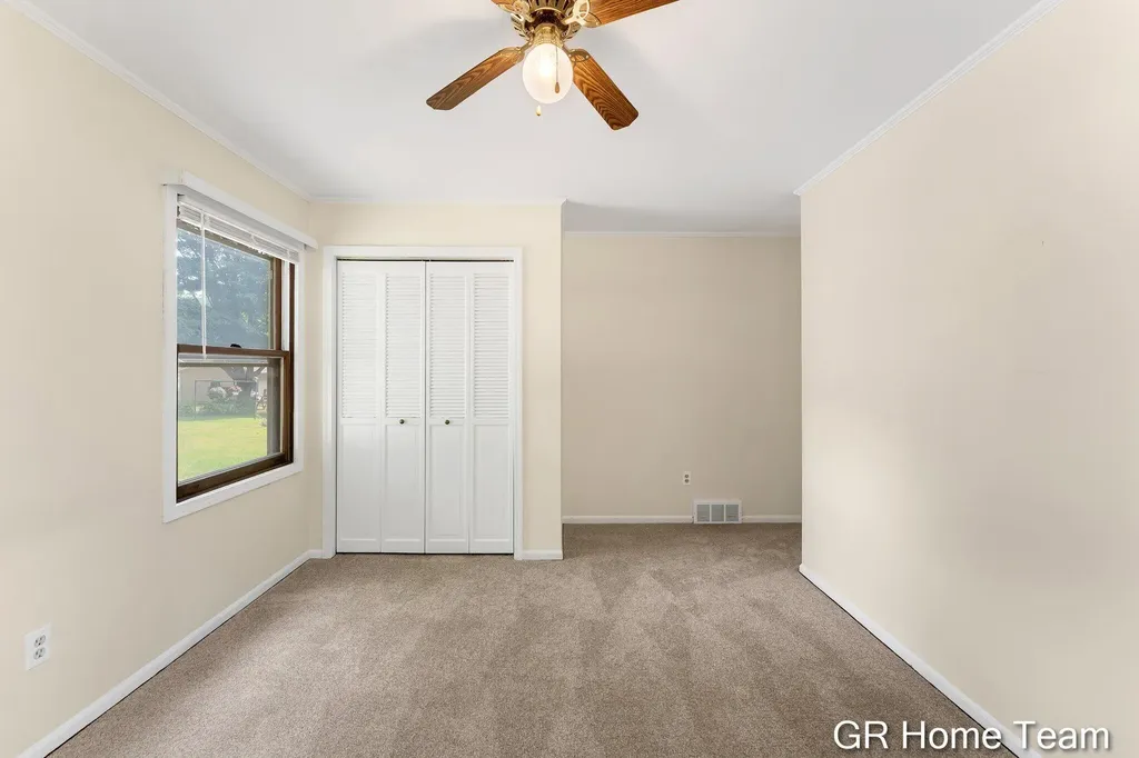4542 Terry Drive SE Kentwood City MI 49512