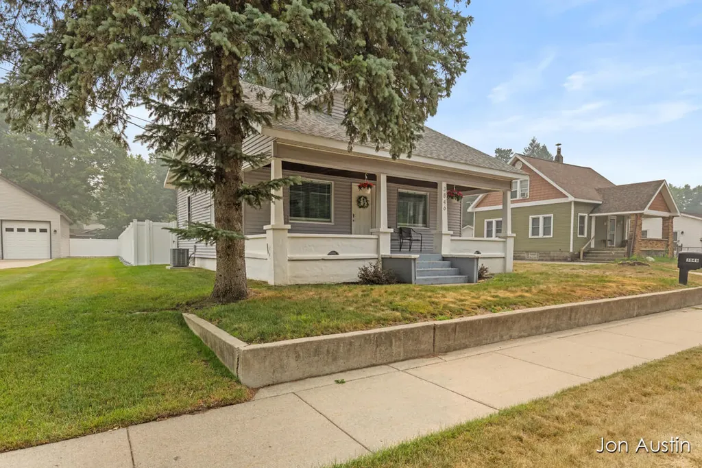 3846 Byron Center Avenue SW Wyoming City MI 49519