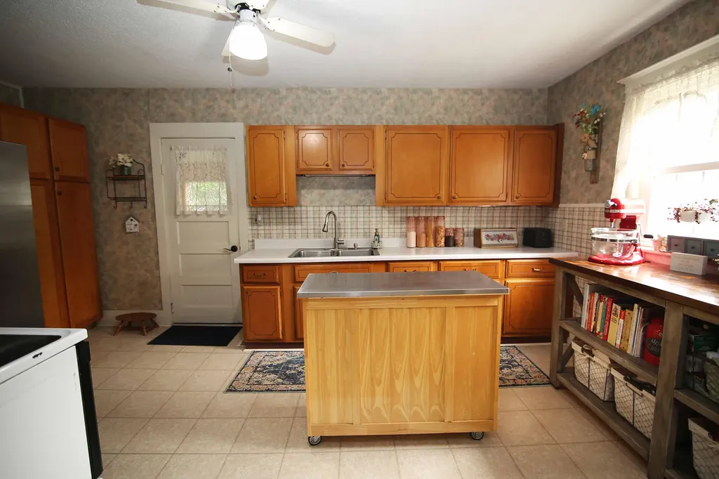 158 W Read Street Marcellus Village MI 49067