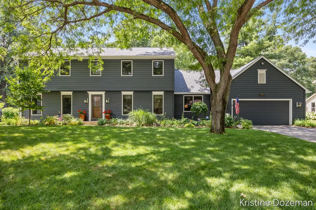 7679 Candlewood Drive SE Cascade Charter Township MI 49301