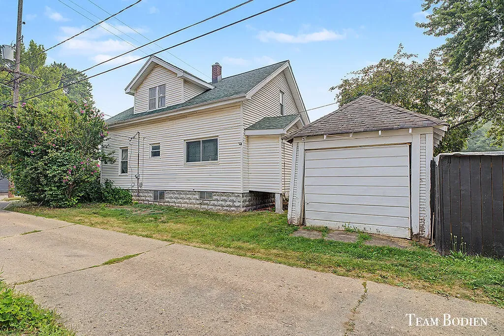 440 Webster Street NW Grand Rapids City MI 49504