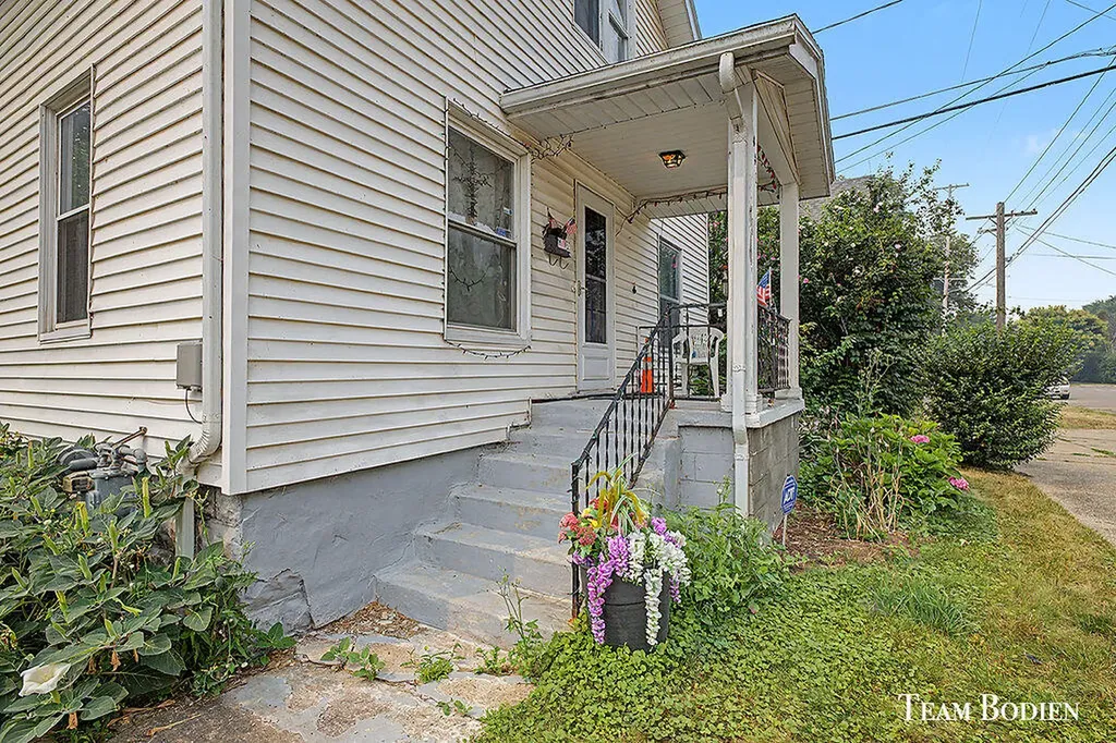 440 Webster Street NW Grand Rapids City MI 49504