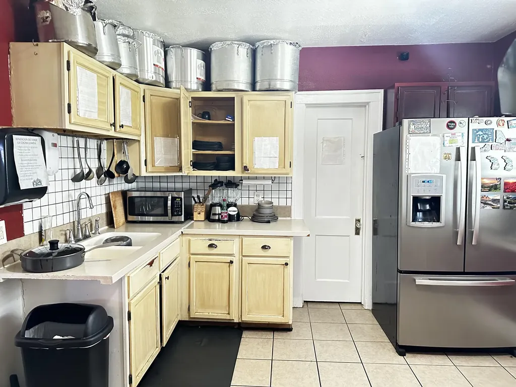 912 Reed Avenue Kalamazoo City MI 49001