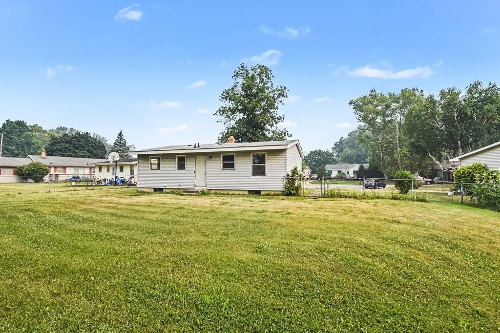 2440 Wilex Court SW Wyoming City MI 49519