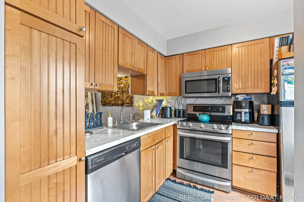 2539 Chatham Woods Drive SE Cascade Charter Township MI 49546