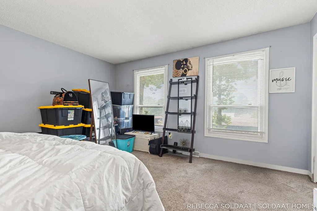 2539 Chatham Woods Drive SE Cascade Charter Township MI 49546