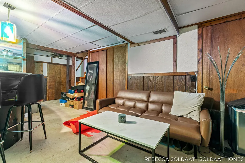 2539 Chatham Woods Drive SE Cascade Charter Township MI 49546