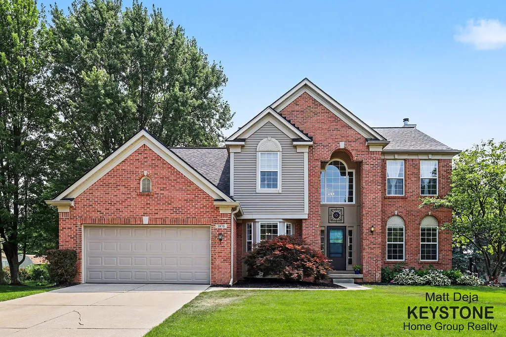 3870 Windwood Drive NE Plainfield Charter Township MI 49341