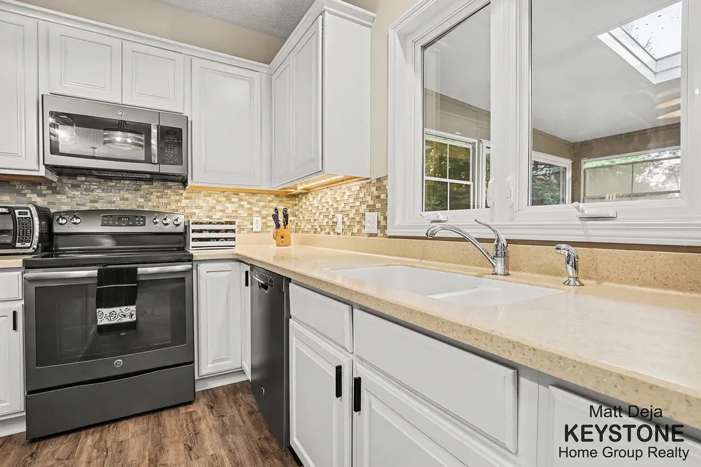 3870 Windwood Drive NE Plainfield Charter Township MI 49341