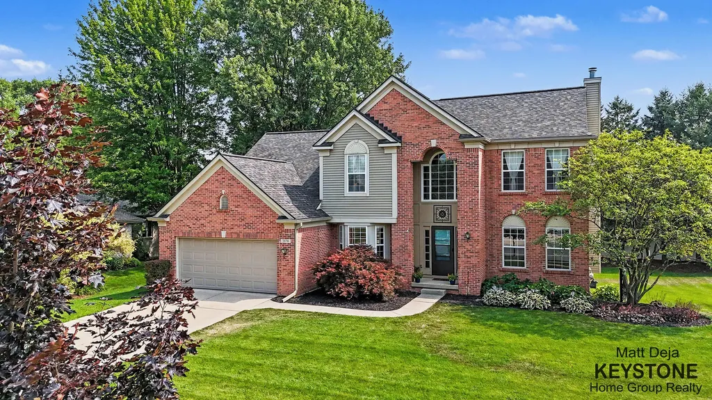 3870 Windwood Drive NE Plainfield Charter Township MI 49341