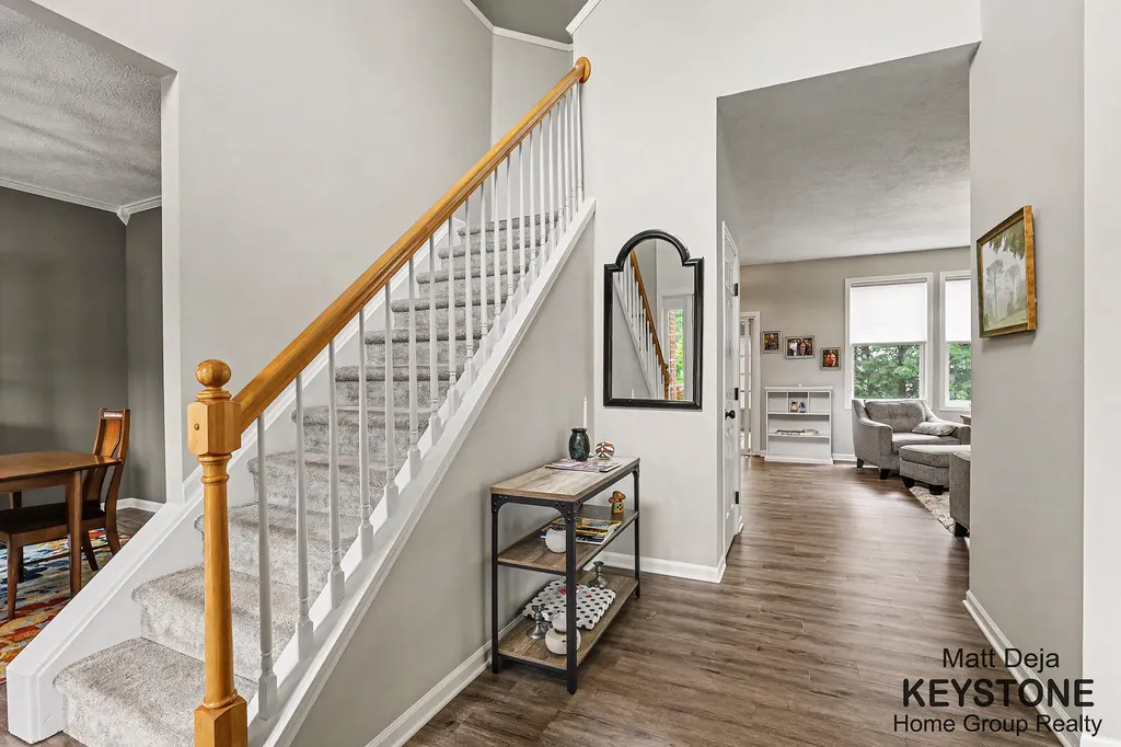 3870 Windwood Drive NE Plainfield Charter Township MI 49341