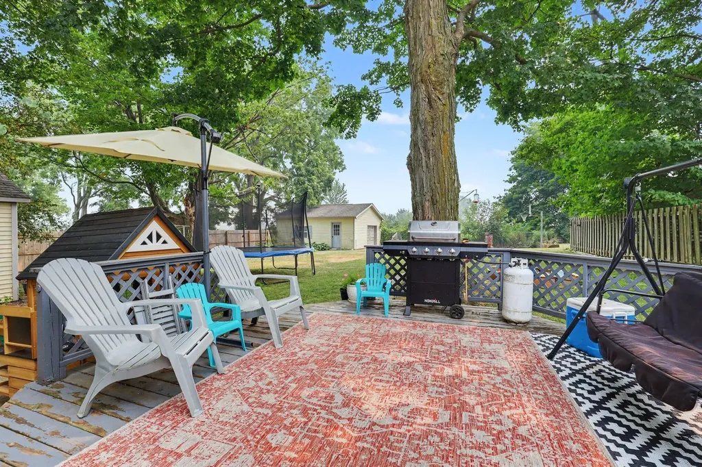 42 E Waterloo Street NW Unknown City MI 49318