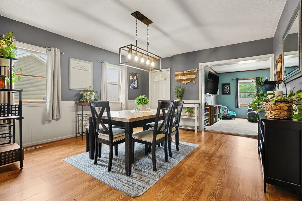 42 E Waterloo Street NW Unknown City MI 49318