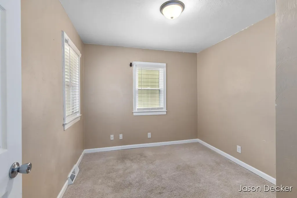 1524 Downey Street Lansing City MI 48906