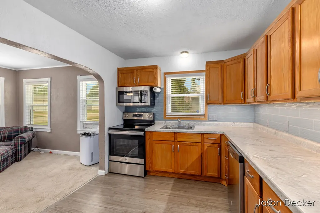 1524 Downey Street Lansing City MI 48906