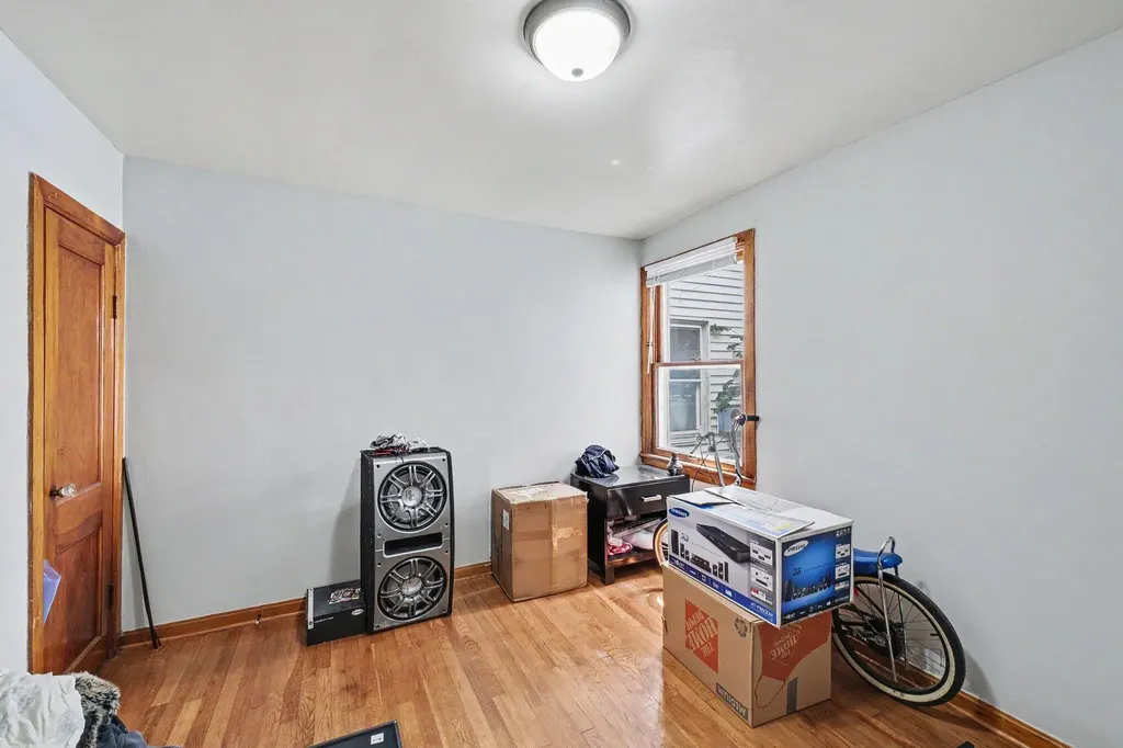 717-719 5th Street NW Grand Rapids City MI 49504