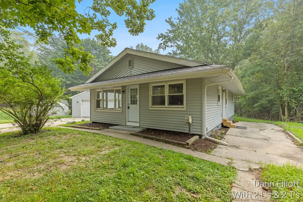 2110 Worden Street Lansing City MI 48910