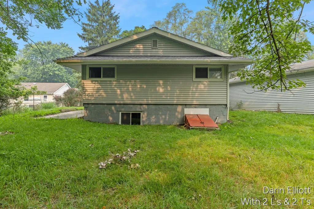 2110 Worden Street Lansing City MI 48910