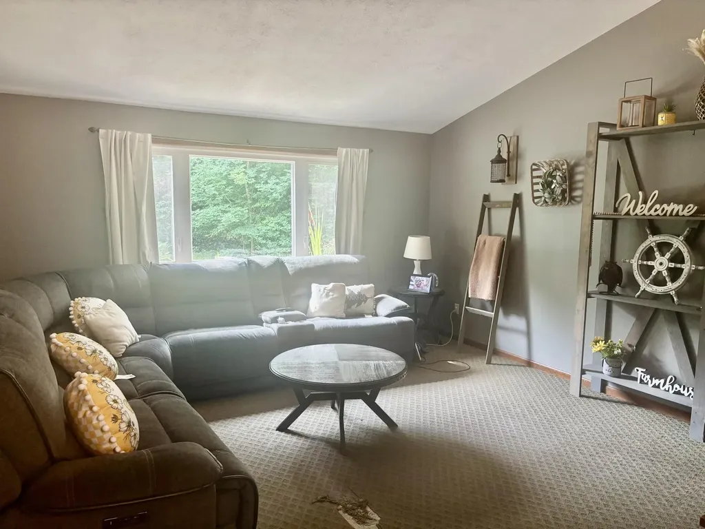 18145 148th Avenue Spring Lake Township MI 49456