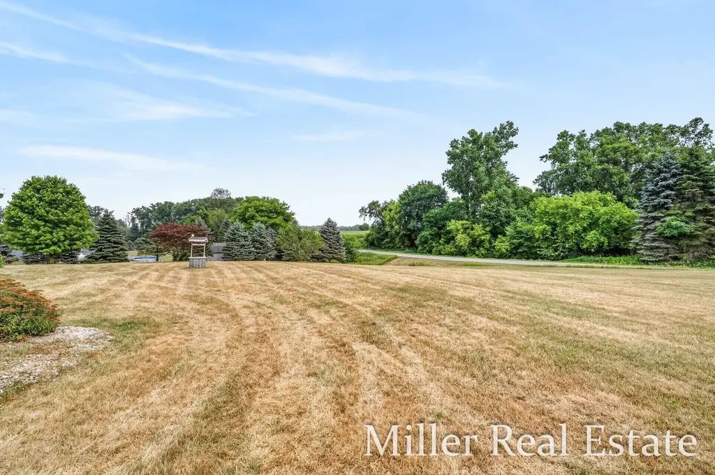 1028 Old Barn Road Carlton Township MI 49325