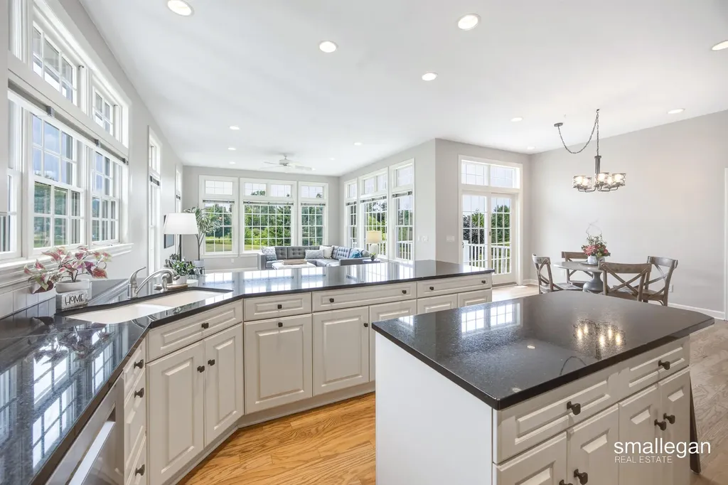 6197 Summerhill Drive Georgetown Charter Township MI 49426