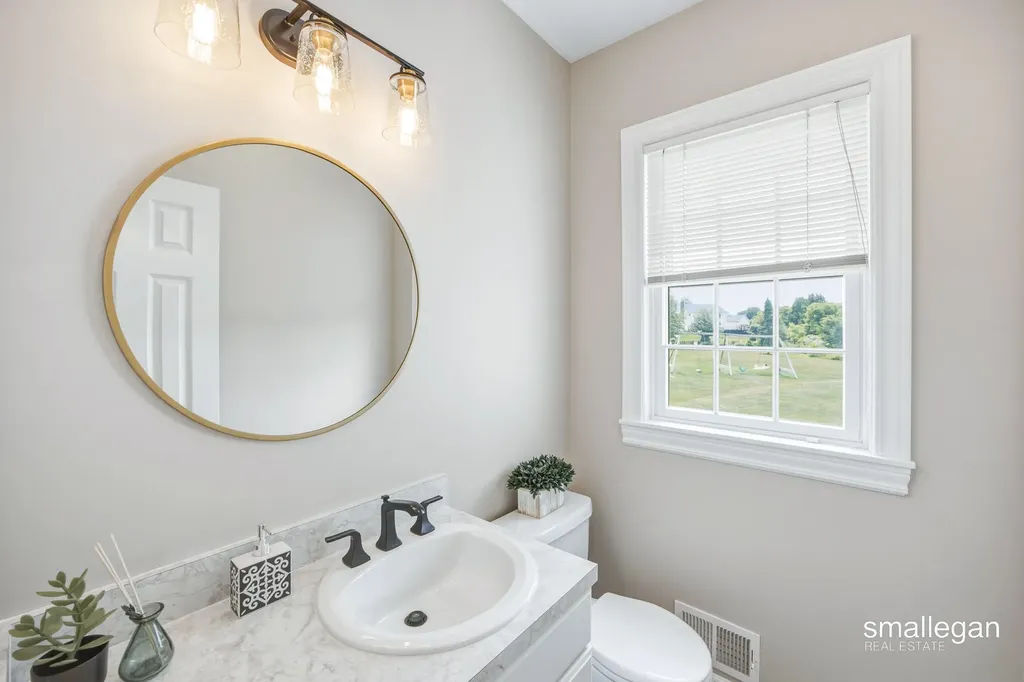 6197 Summerhill Drive Georgetown Charter Township MI 49426
