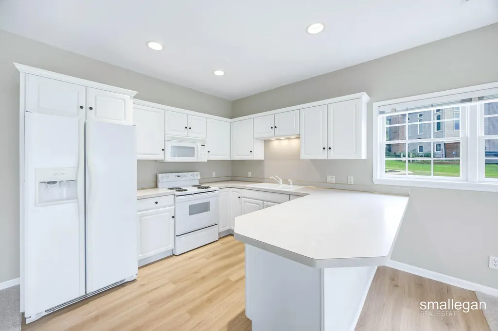 6197 Summerhill Drive Georgetown Charter Township MI 49426