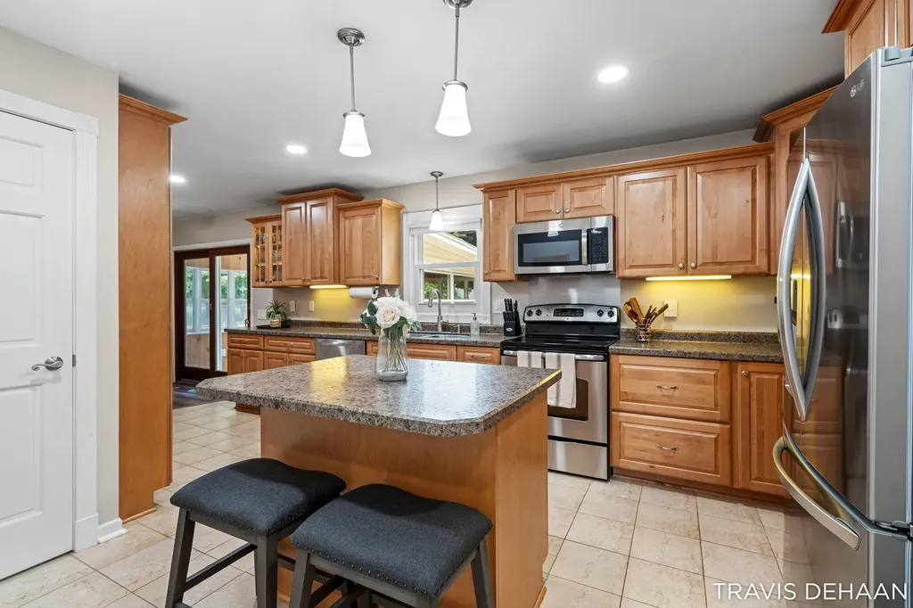 6898 Maynard Road Portland Township MI 48875