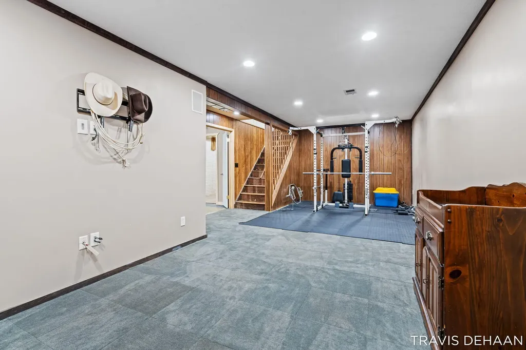 6898 Maynard Road Portland Township MI 48875