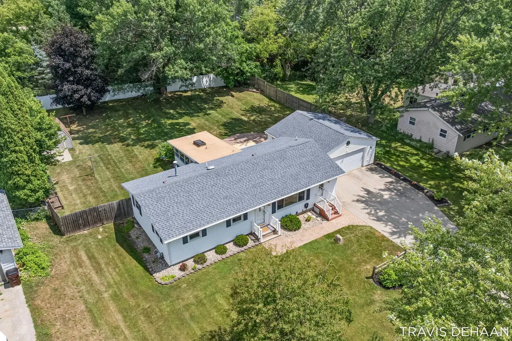 6898 Maynard Road Portland Township MI 48875
