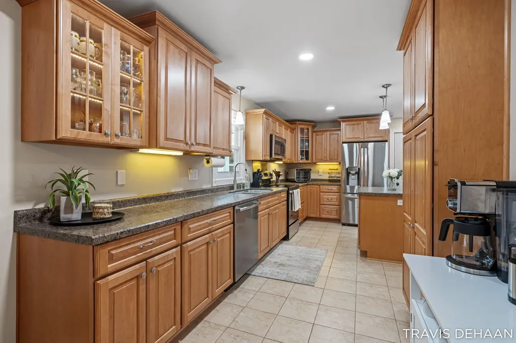 6898 Maynard Road Portland Township MI 48875