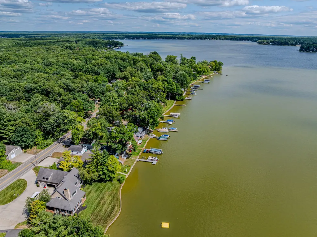 966 E 88th Brooks Township MI 49337