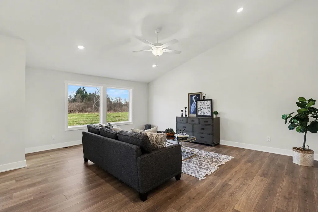 3858 Ambrosia Drive SW Walker City MI 49534