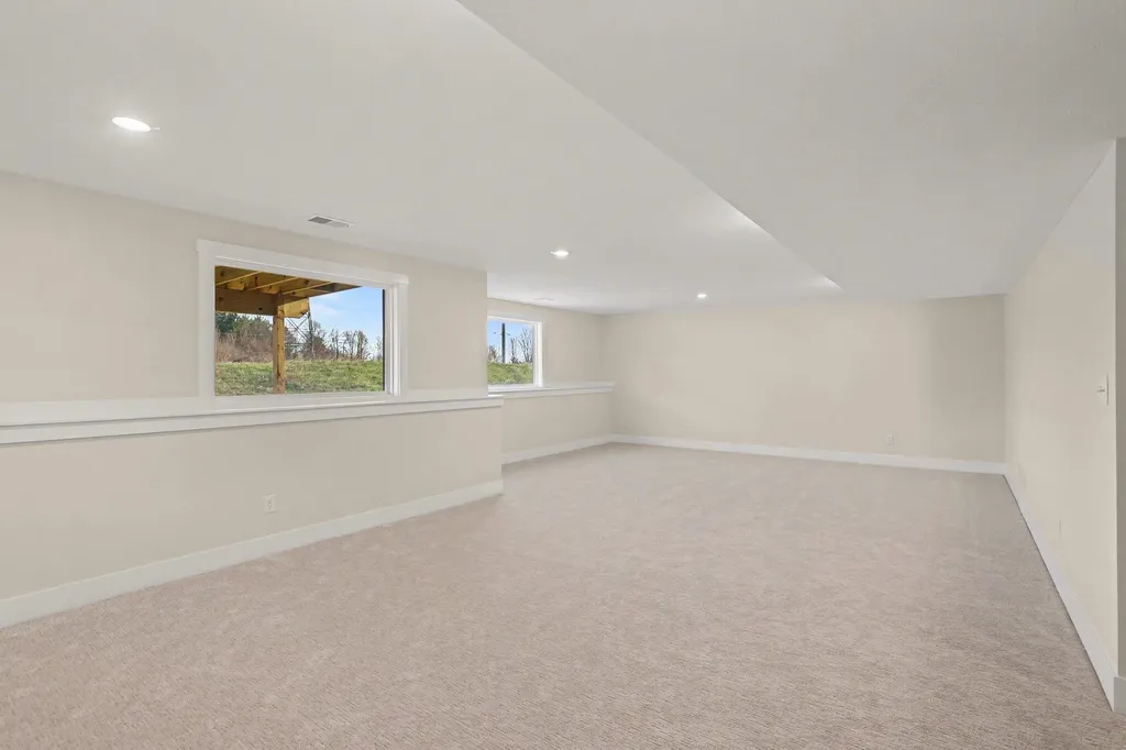 3858 Ambrosia Drive SW Walker City MI 49534