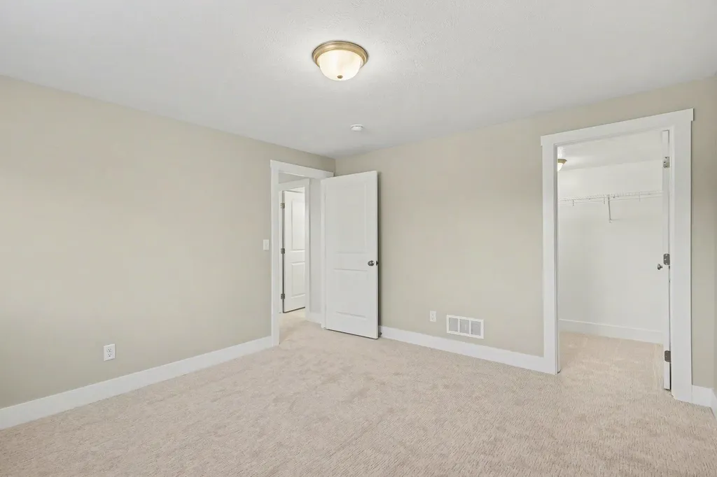 3858 Ambrosia Drive SW Walker City MI 49534