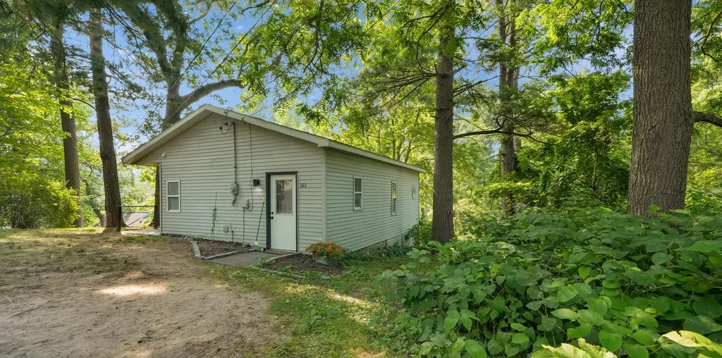 382 W Pine Drive Greenville City MI 48838