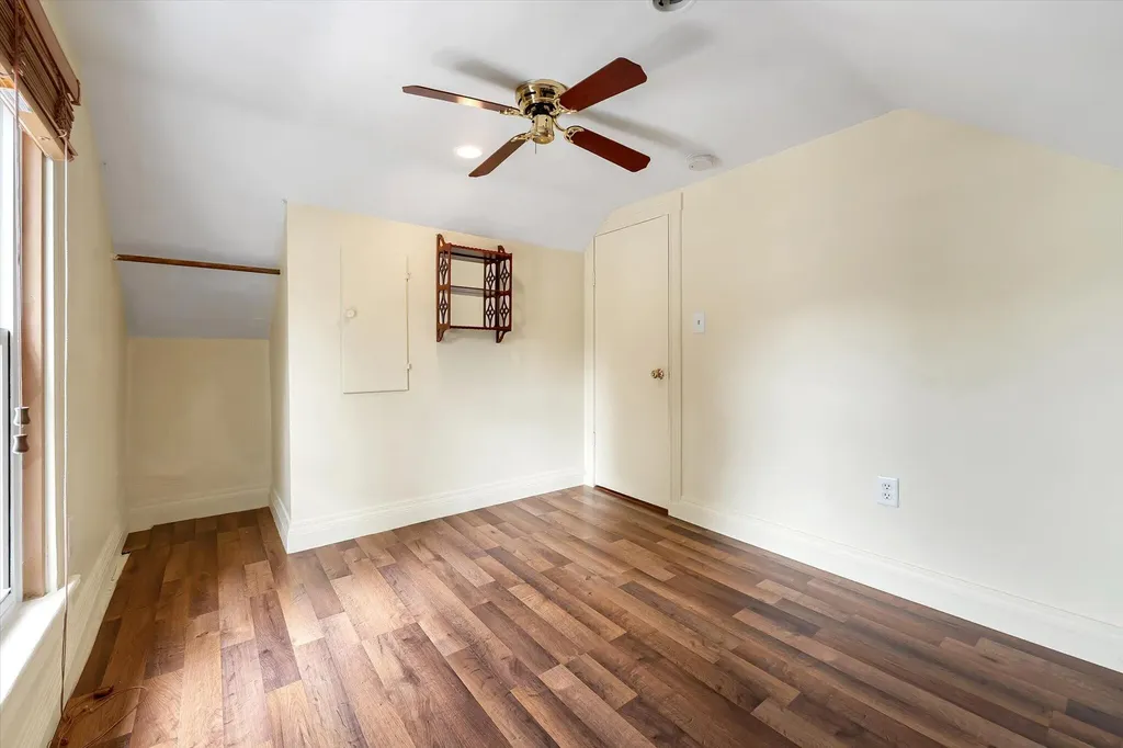 716 Pleasant Street Belding City MI 48809