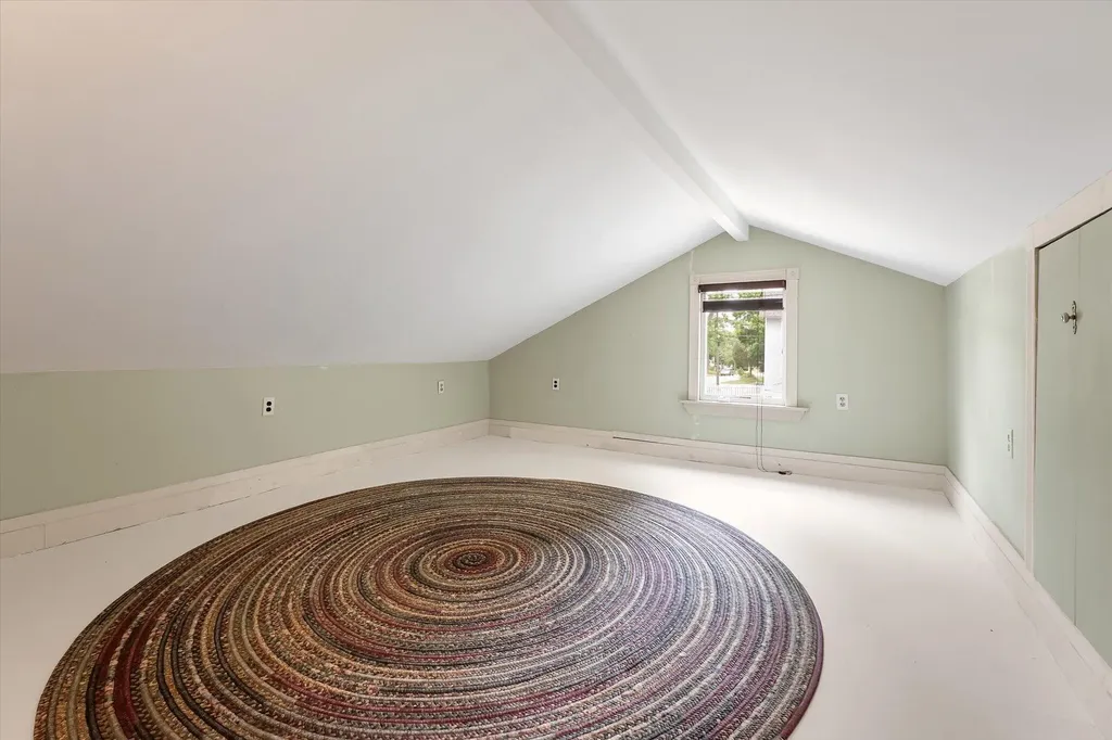 716 Pleasant Street Belding City MI 48809