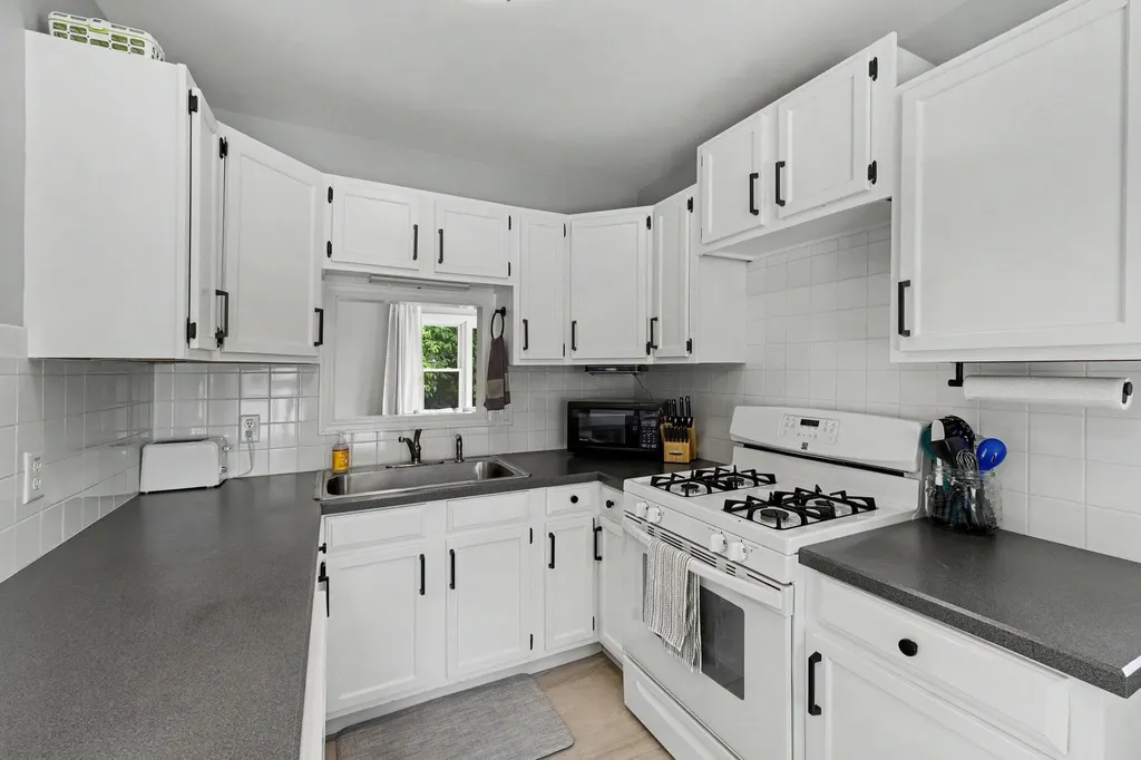 7645 Hazel Drive Georgetown Charter Township MI 49428