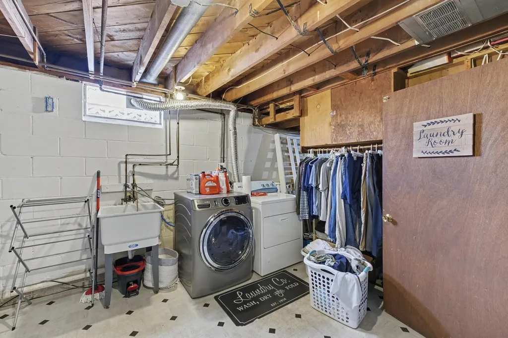 7645 Hazel Drive Georgetown Charter Township MI 49428